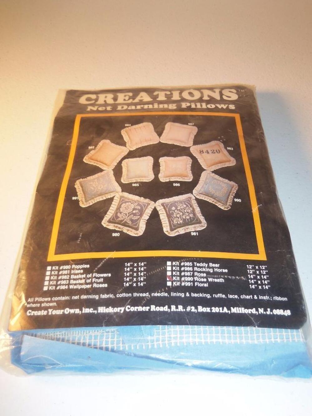 Creations Net Darning Pillows Rose Wreath #990 14"x14" Kit -0915T22